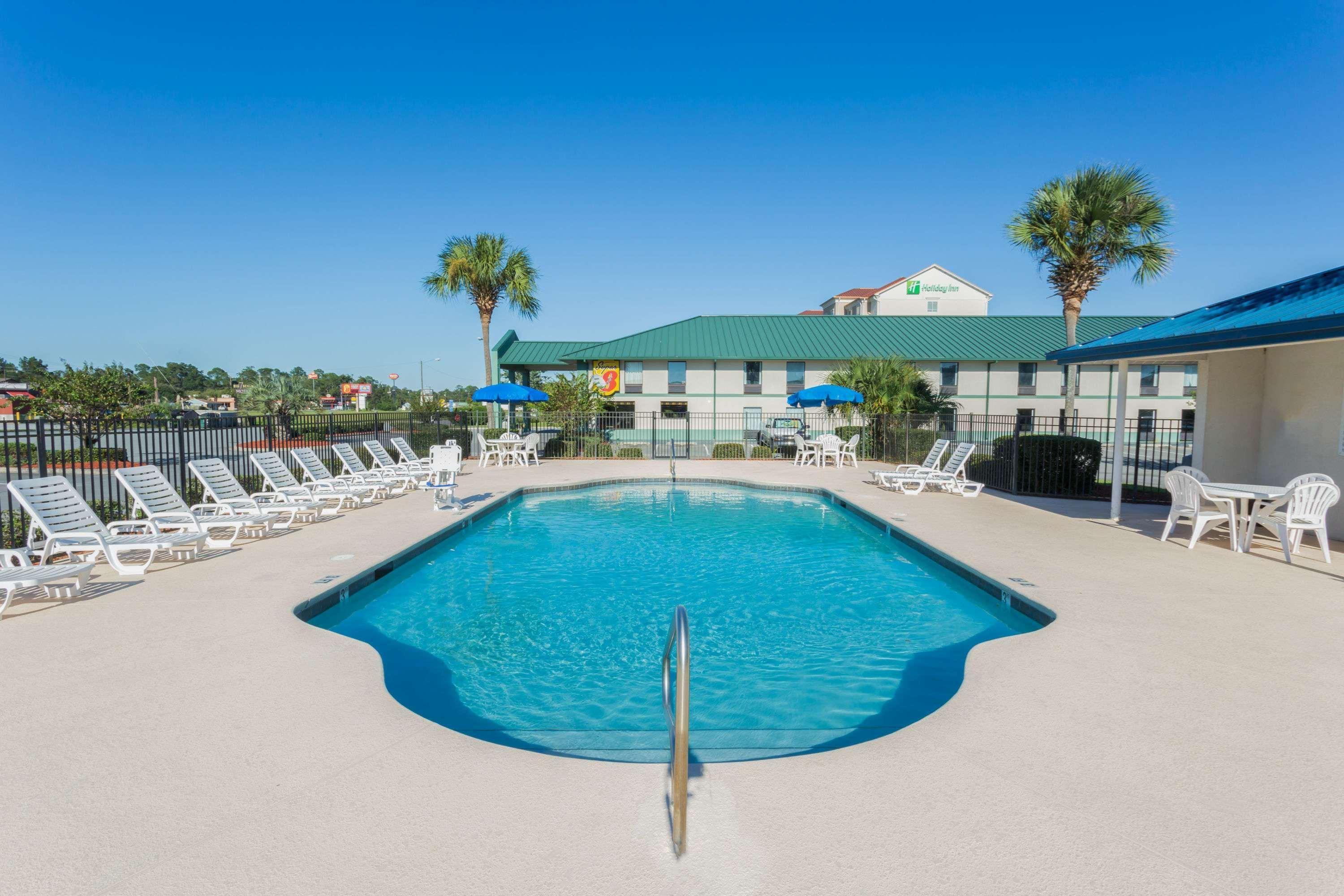 Super 8 By Wyndham Valdosta Ga I-75 Hotel Eksteriør billede