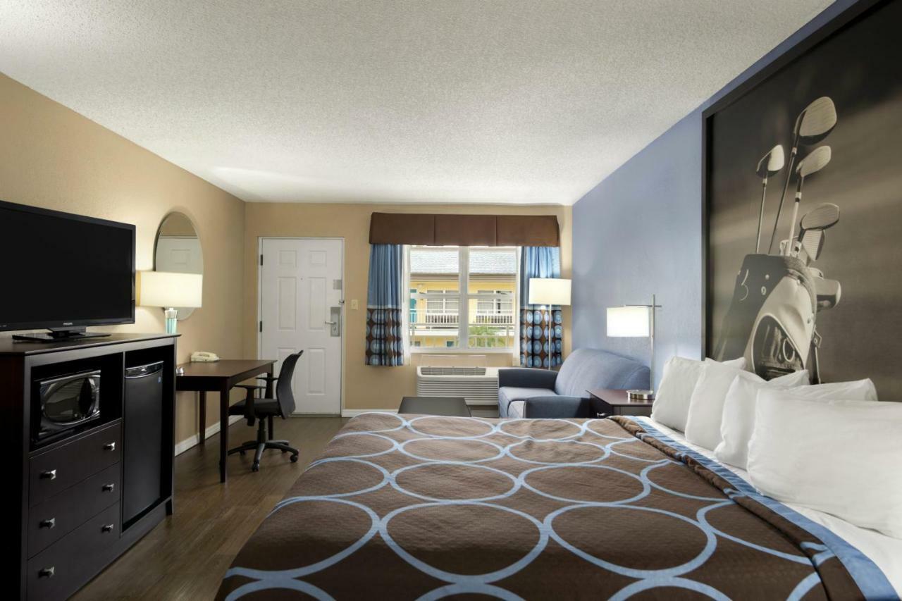 Super 8 By Wyndham Valdosta Ga I-75 Hotel Eksteriør billede